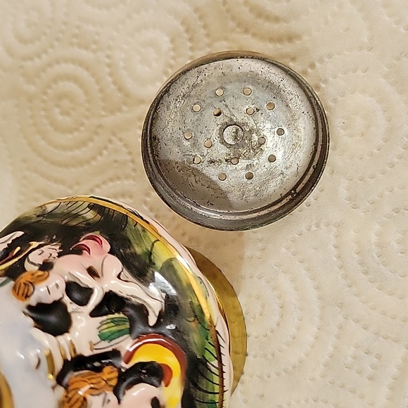 Vintage Italian Design Ceramic Sugar Shaker - Picture 6 of 8